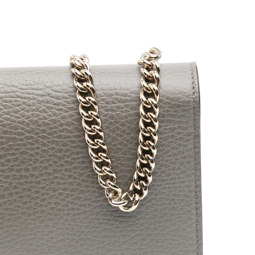 Gucci Leather Interlocking G Dollar Wallet on Chain - Image 11