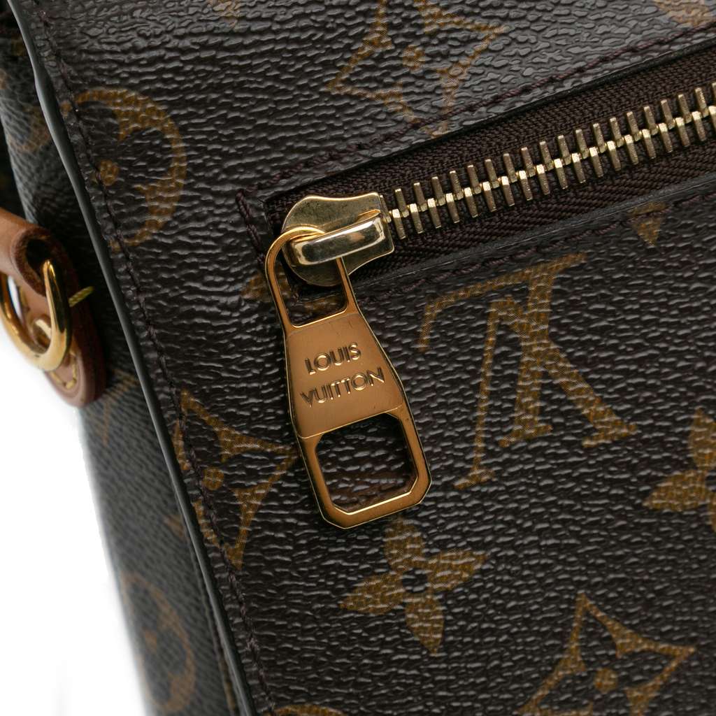 Louis Vuitton Monogram Pochette Metis - Image 12