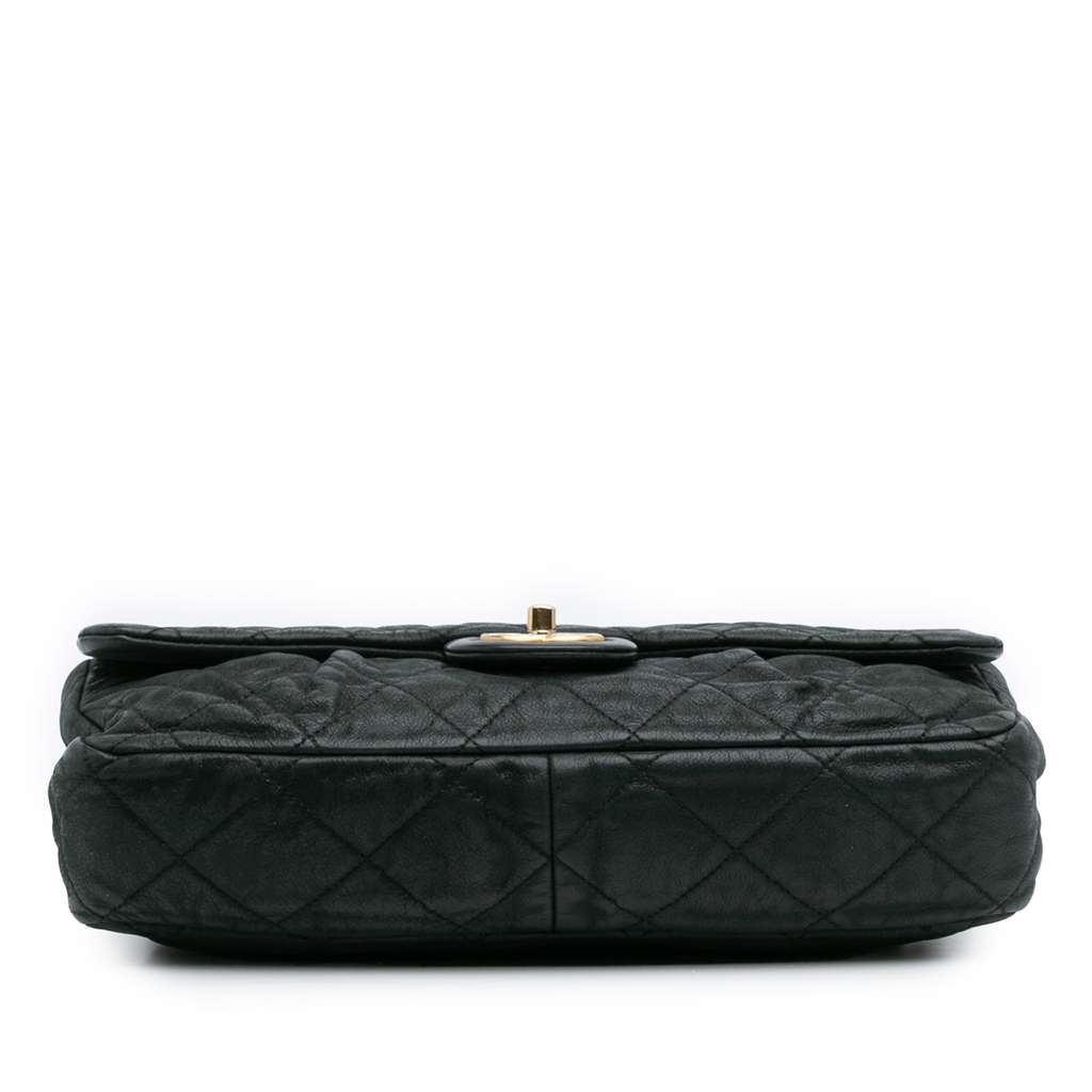 Chanel Quilted Calfskin Chic Quilt Flap - Image 6