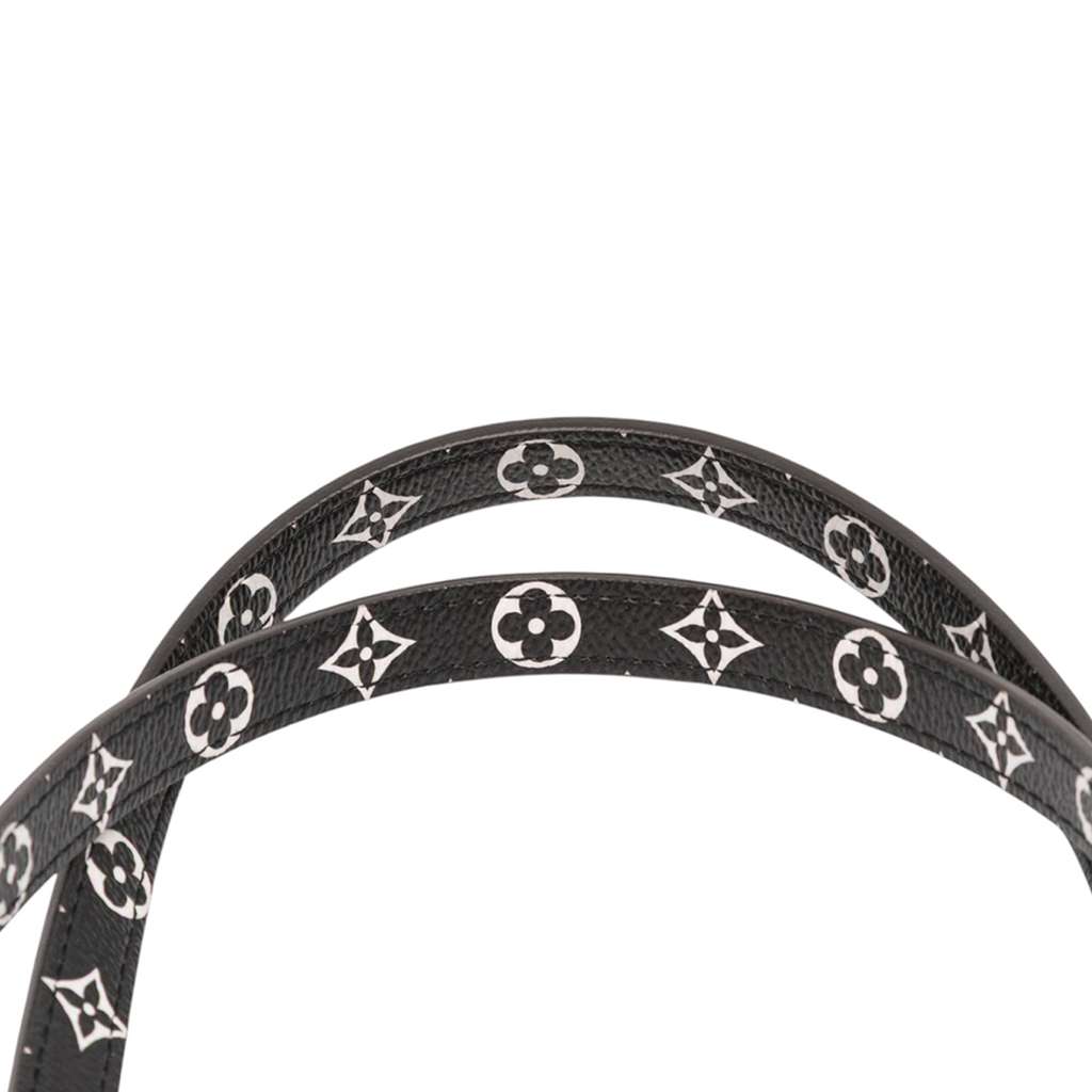 Louis Vuitton Monogram Giant Jungle OnTheGo GM - Image 11