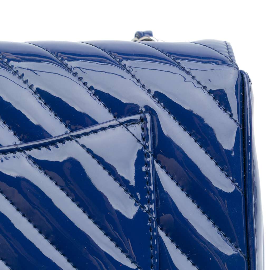 Chanel Mini Rectangular Classic Chevron Patent Single Flap - Detail 2