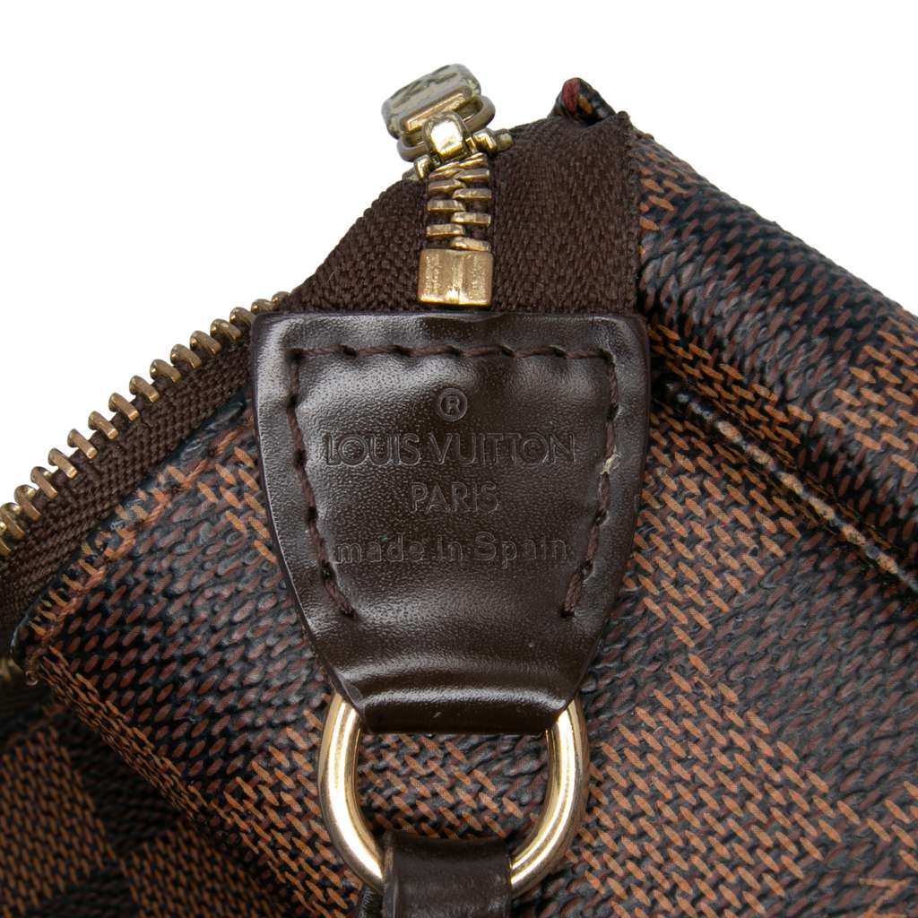 Louis Vuitton Damier Ebene Pochette Accessoires - Side view