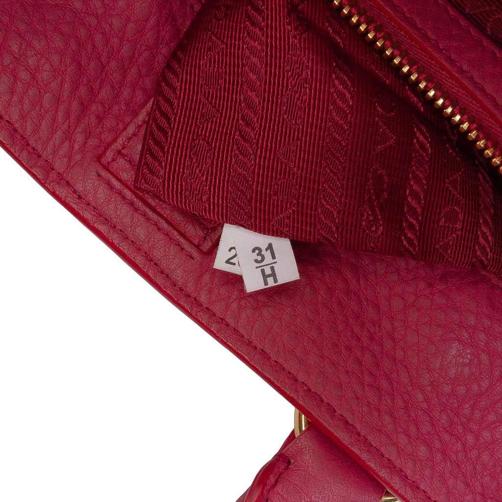 Prada Vitello Daino Open Convertible Tote - Detail 1