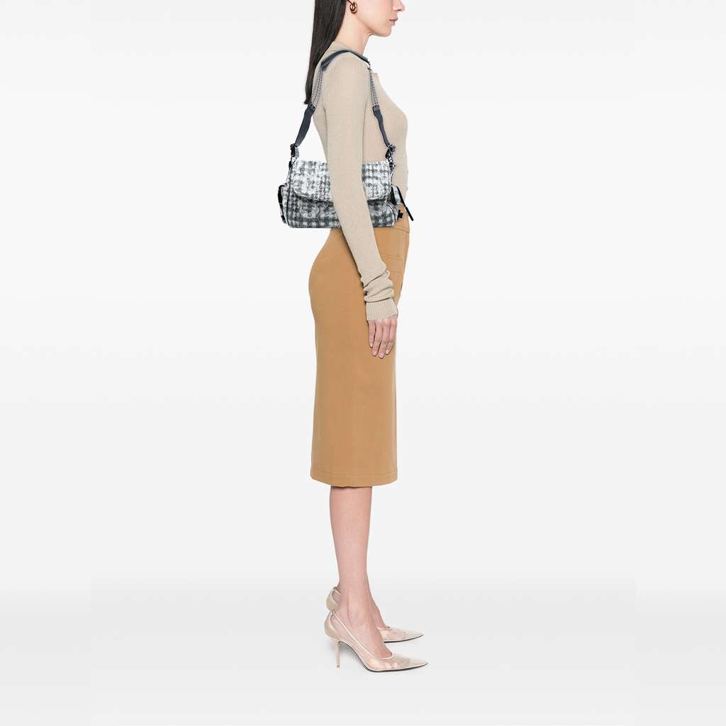 Chanel Tweed Camellia Chain Flap Shoulder Bag - Detail 2