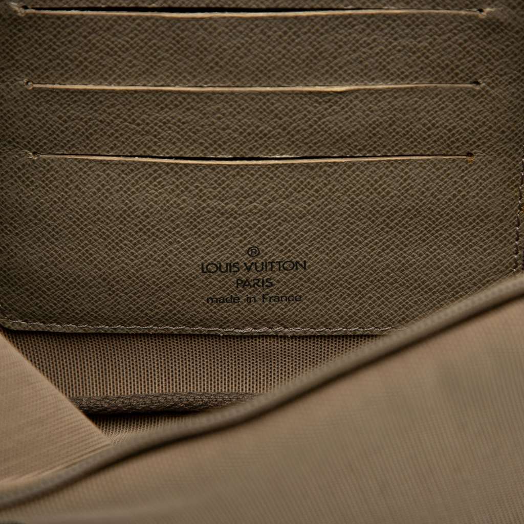 Louis Vuitton Damier Geant Ceinture Jogging Waist Bag - Side view