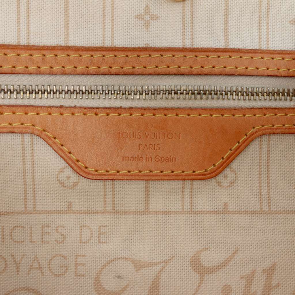 Louis Vuitton Damier Azur Neverfull MM - Side view