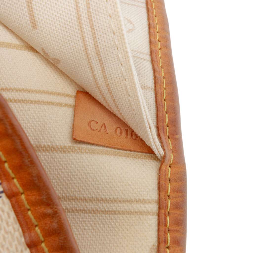 Louis Vuitton Damier Azur Neverfull MM - Detail 1