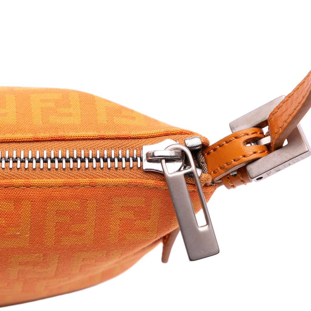 Fendi Zucchino Canvas Hobo - Detail 2