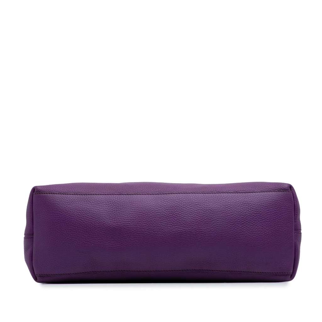 Gucci Medium Leather Soho Chain Tote - Image 6