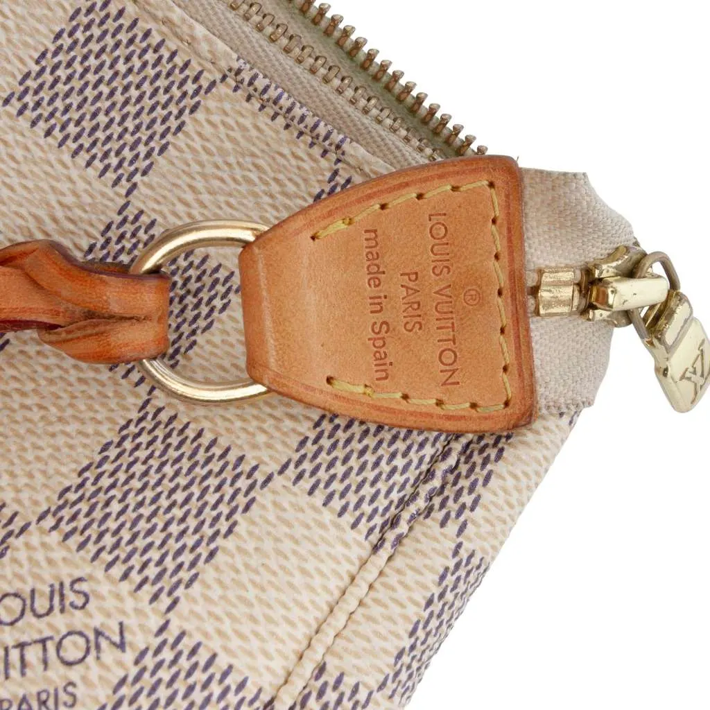 Louis Vuitton Damier Azur Pochette Accessoires White Very good - Box View