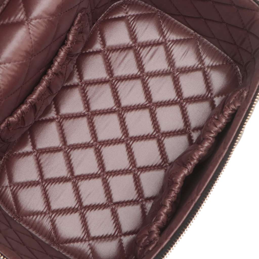 Chanel Medium CC Quilted  Caviar Vanity Case - Image 6
