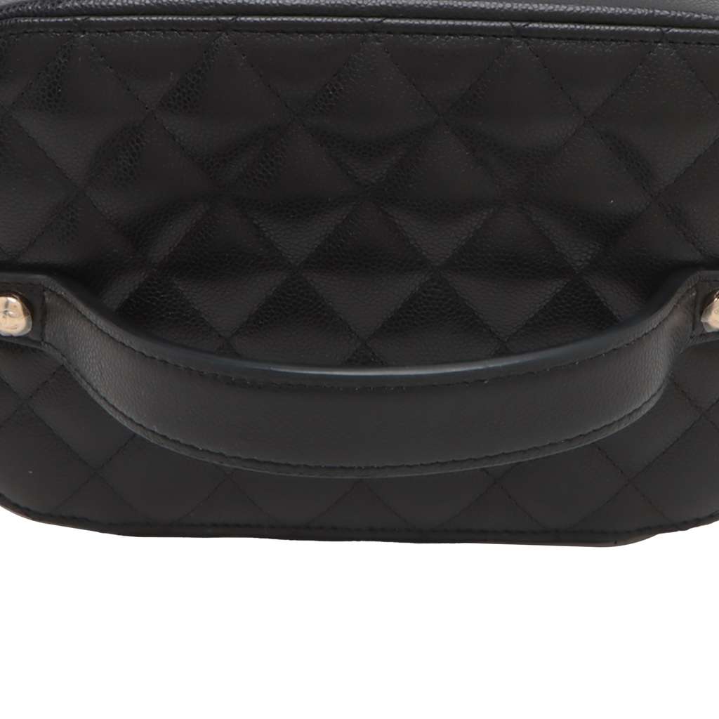 Chanel Medium CC Quilted  Caviar Vanity Case - Image 12