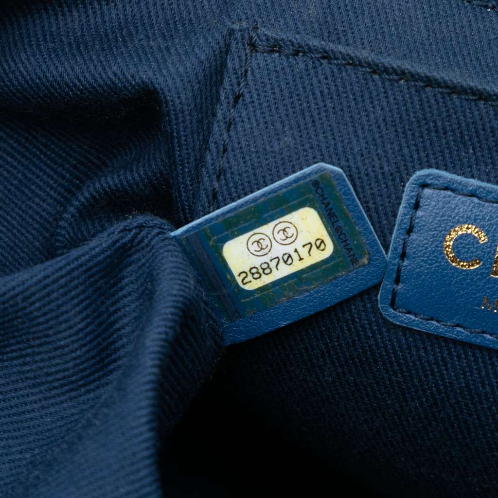 Chanel CC Quilted Denim Trip Vanity Case with Chain - Detail 1