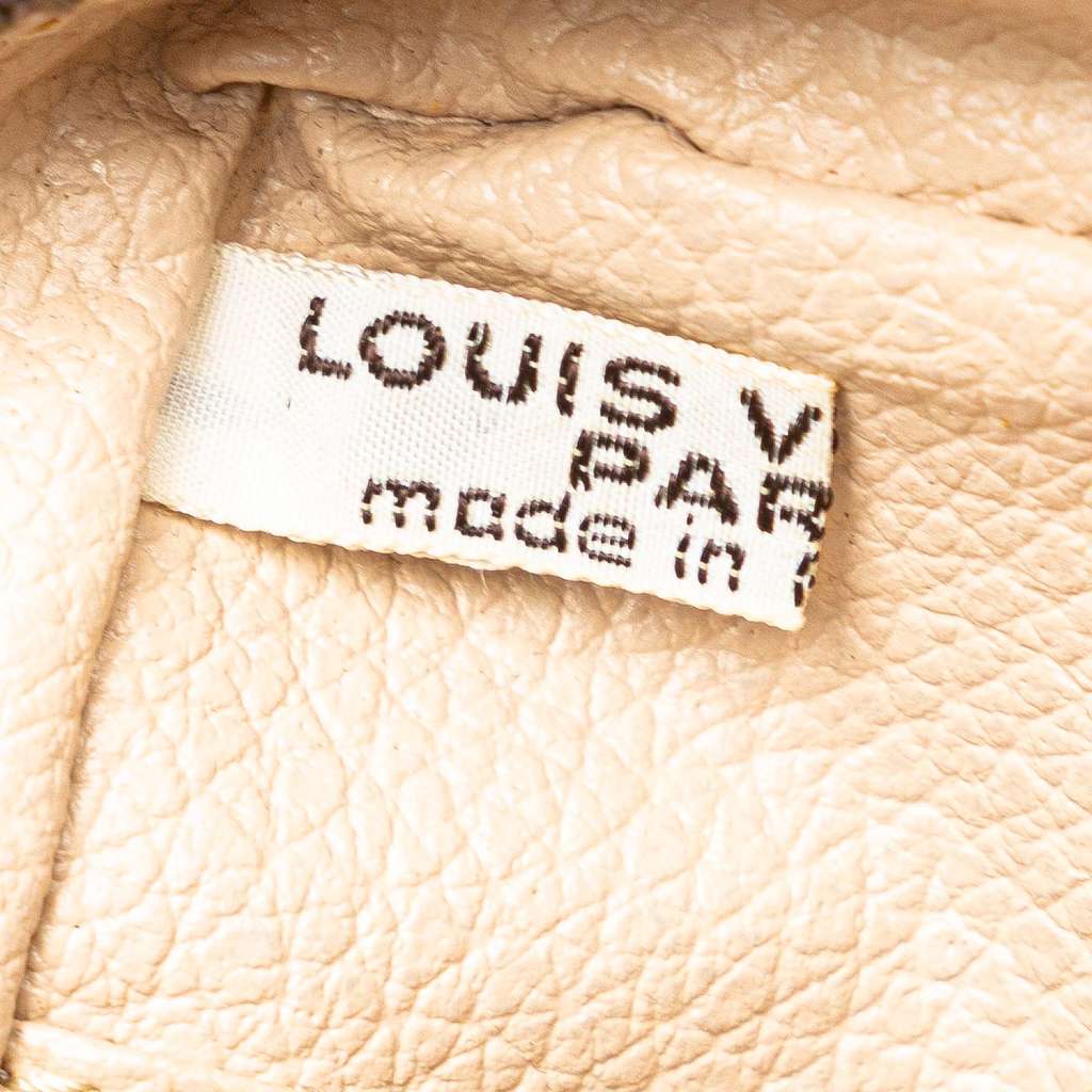 Louis Vuitton Monogram Trousse Toilette 18 - Detail 1