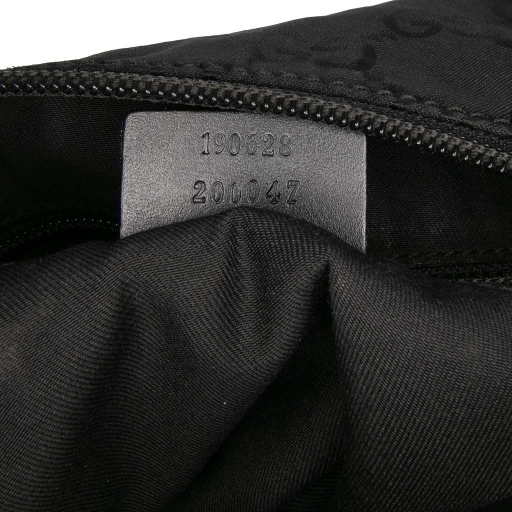 Gucci GG Nylon Crossbody - Detail 1