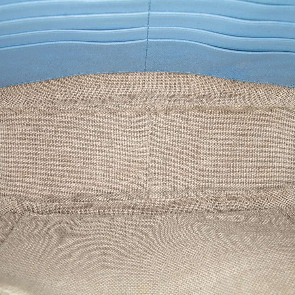 Gucci Mini Microguccissima Bree Crossbody - 4