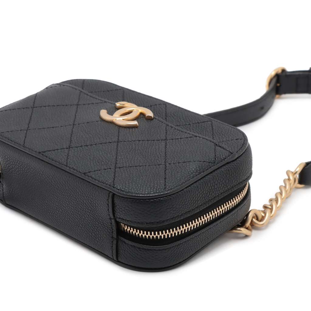 Chanel CC Stitched Caviar Waist Bag - Image 11