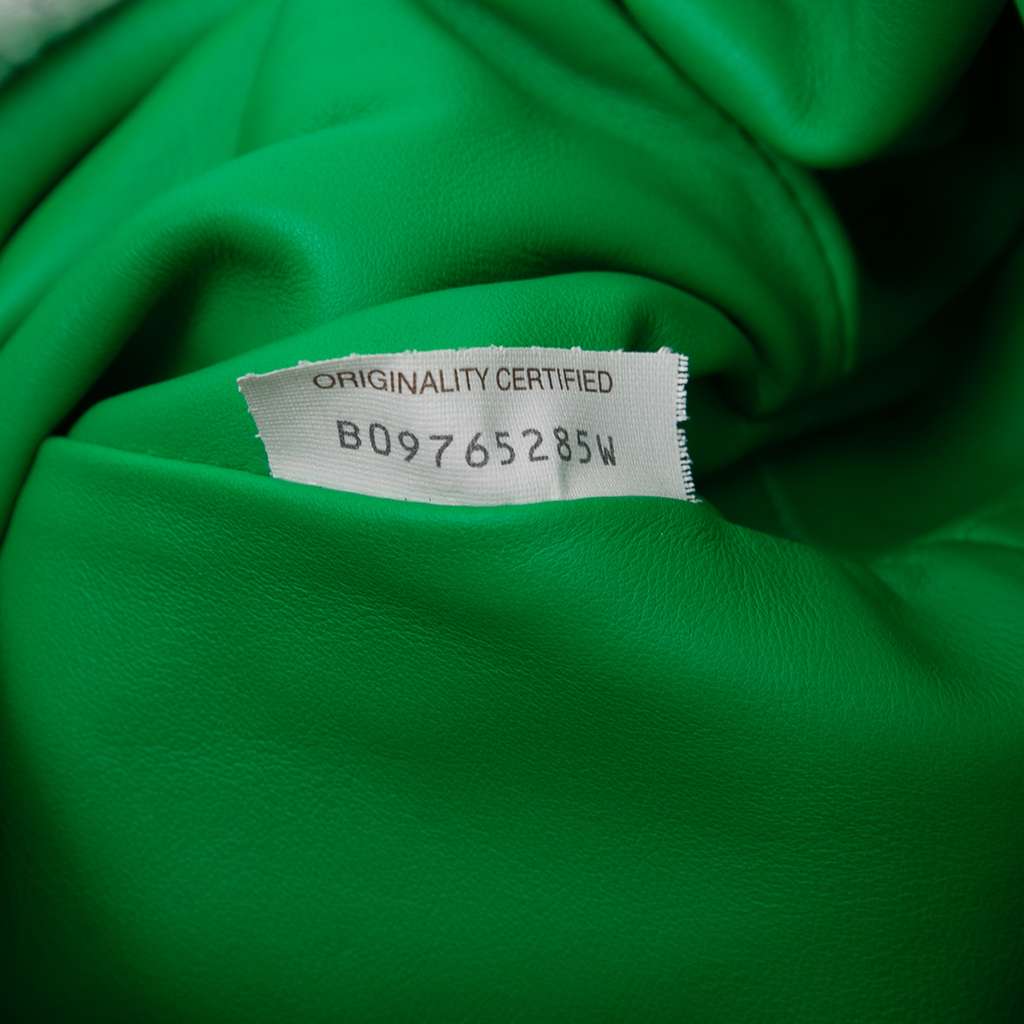 Bottega Veneta Lambskin The Mini Pouch Crossbody - Detail 1