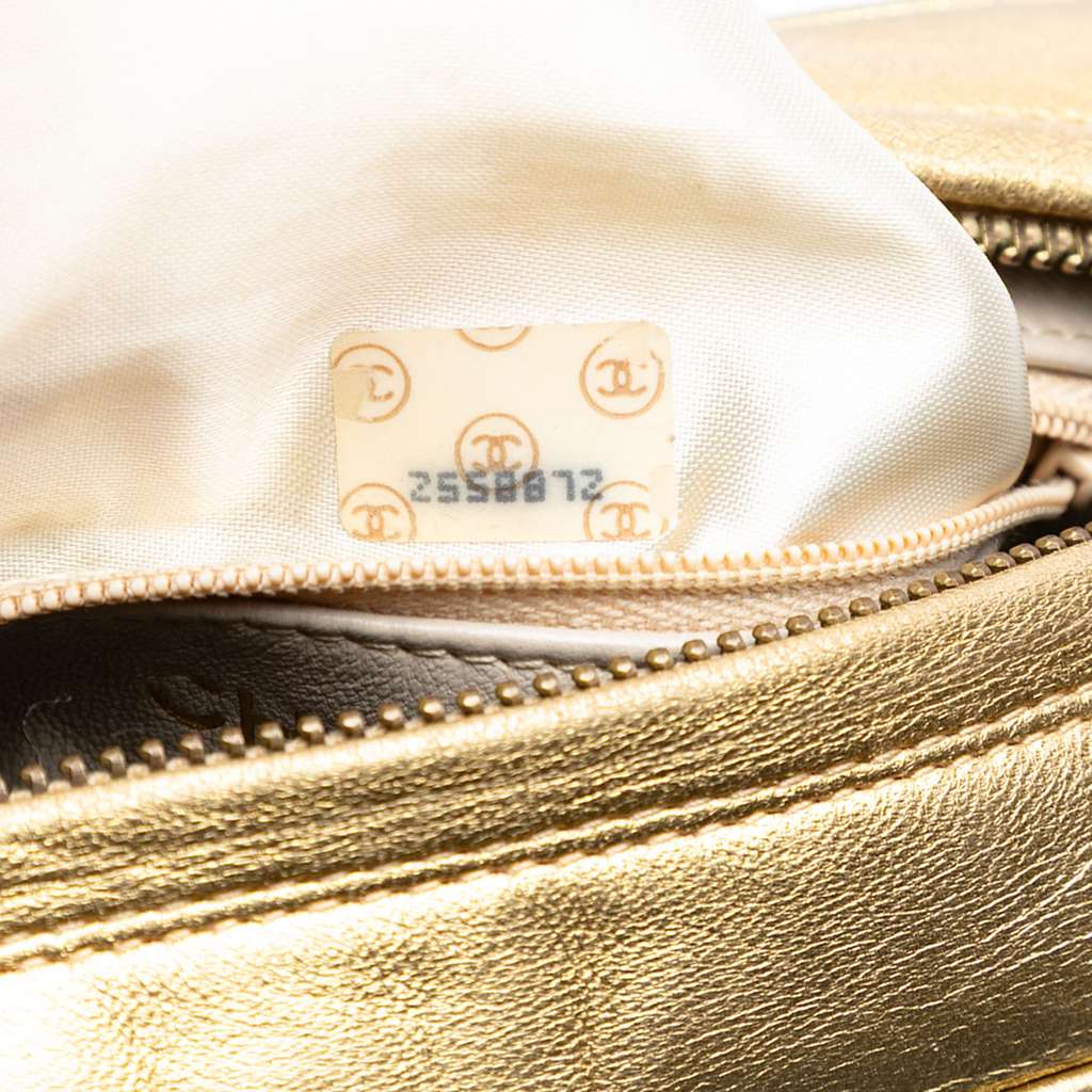 Chanel Chevron Metallic Lambskin Tassel Chain Camera Bag - Detail 1