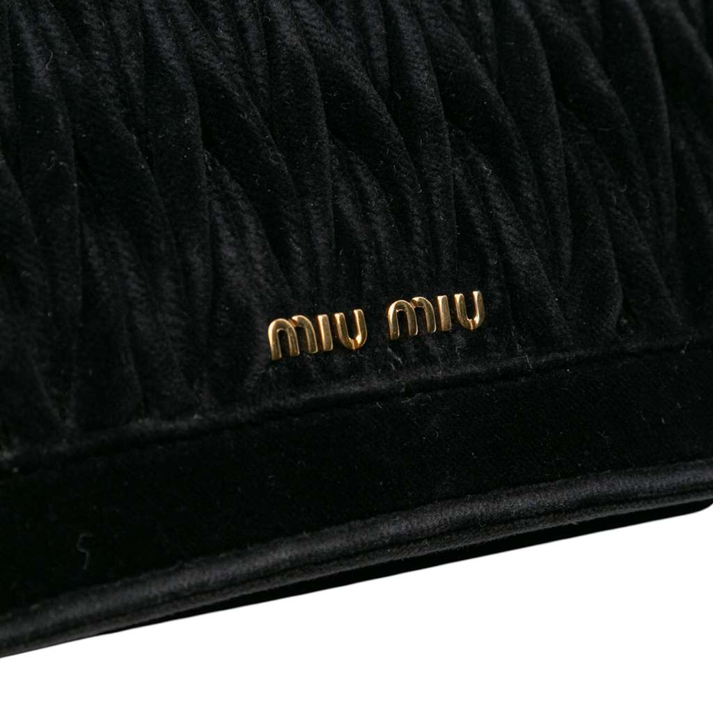 Miu Miu Velluto Matelasse Confidential Chain Crossbody - Detail 1