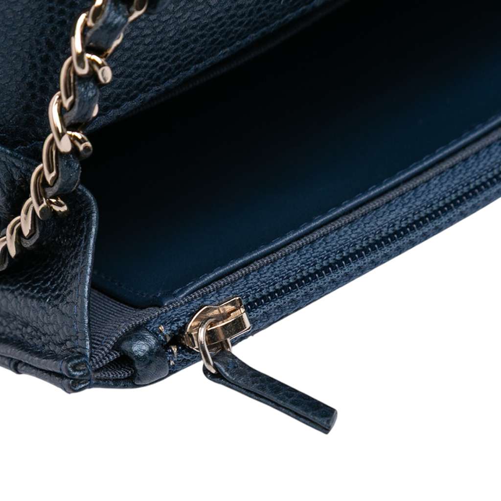 Chanel CC Quilted Iridescent Caviar Wallet on Chain - Image 12