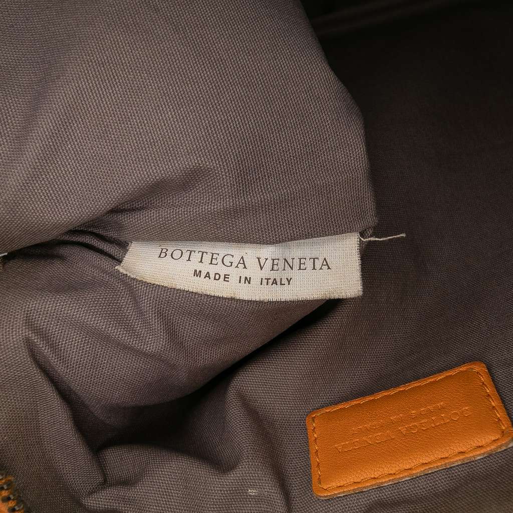 Bottega Veneta Nappa Intrecciato Clutch - Detail 1