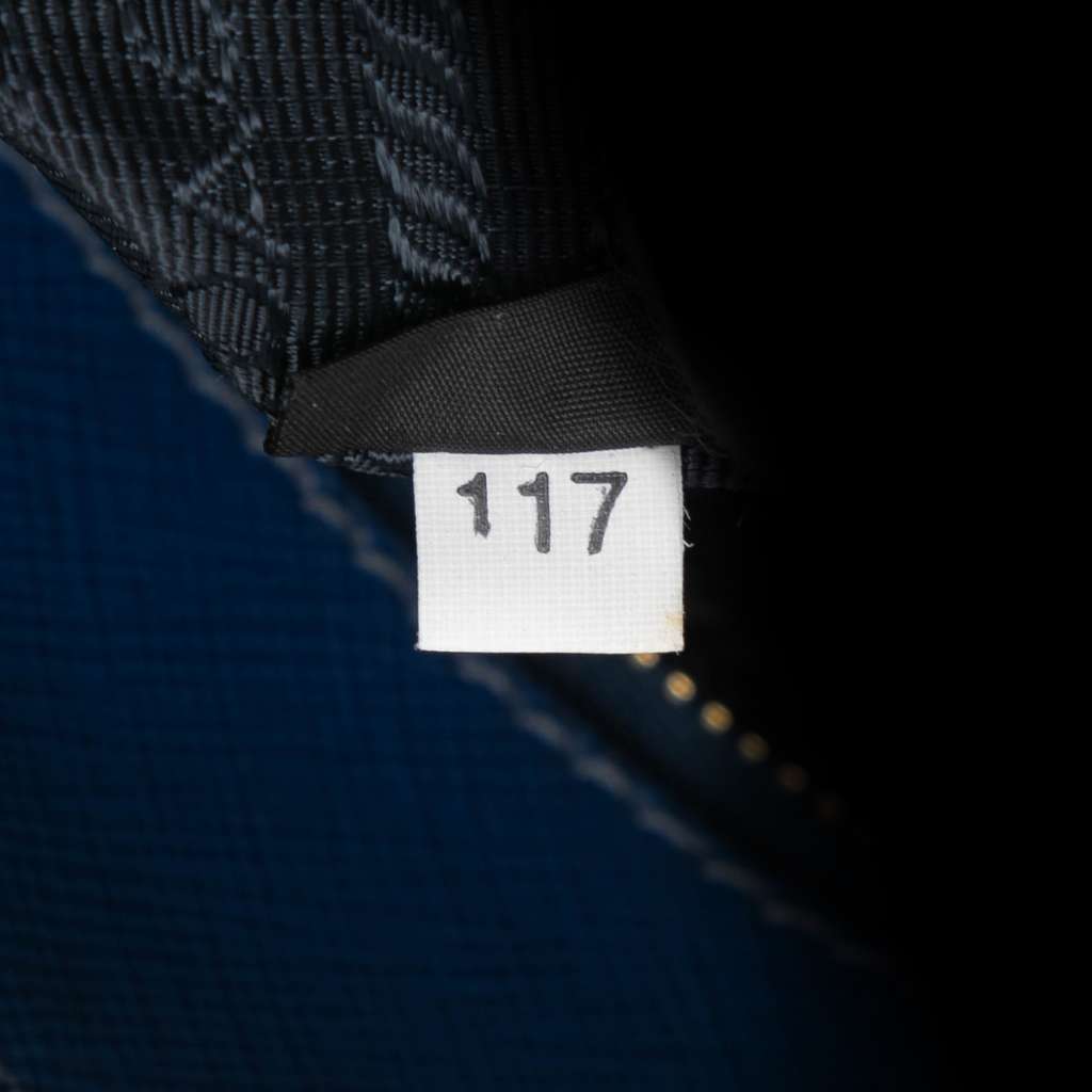 Prada Saffiano Double Zip Open Convertible Tote - Detail 1