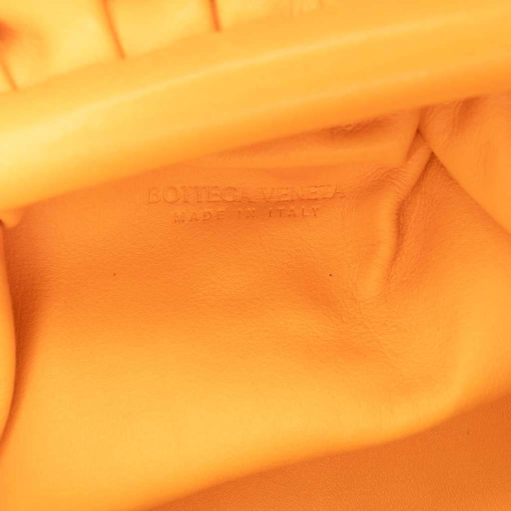 Bottega Veneta Lambskin The Mini Pouch Crossbody - Detail 2