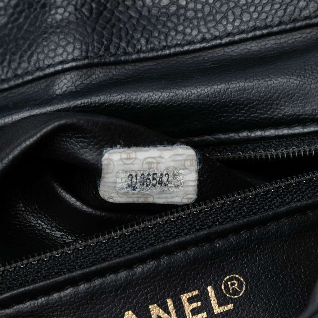 Chanel CC Caviar Turn Lock Backpack - Detail 1