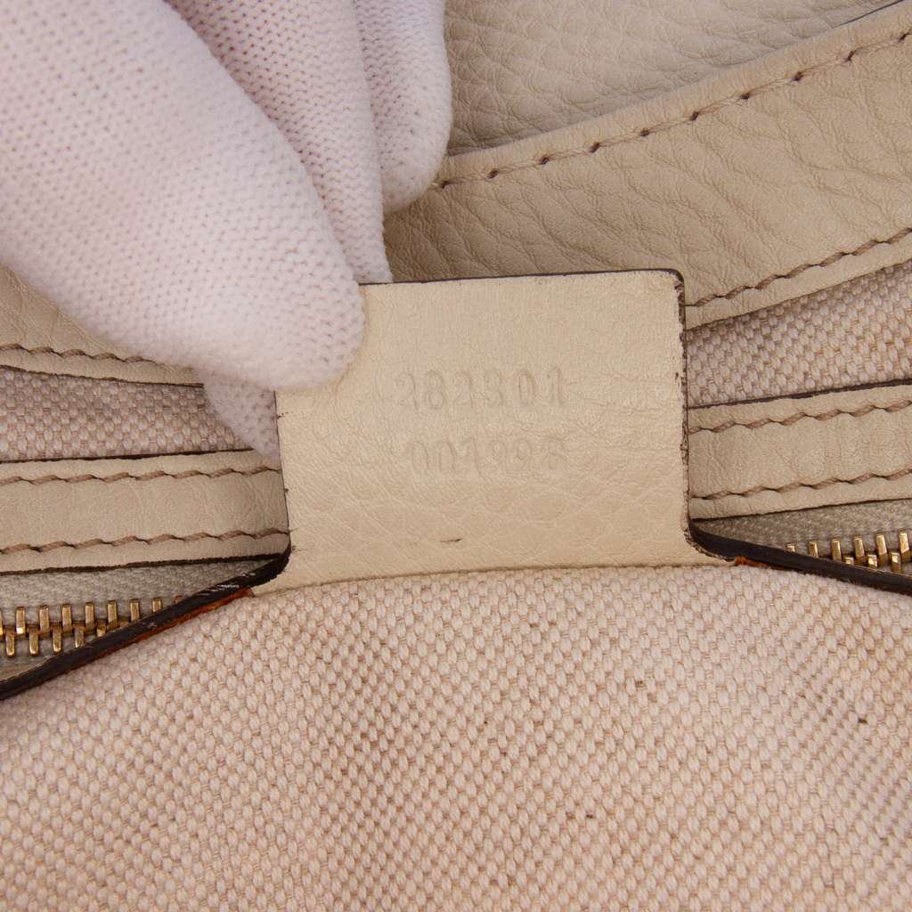 Gucci GG Canvas Bella Flap Satchel - Detail 1