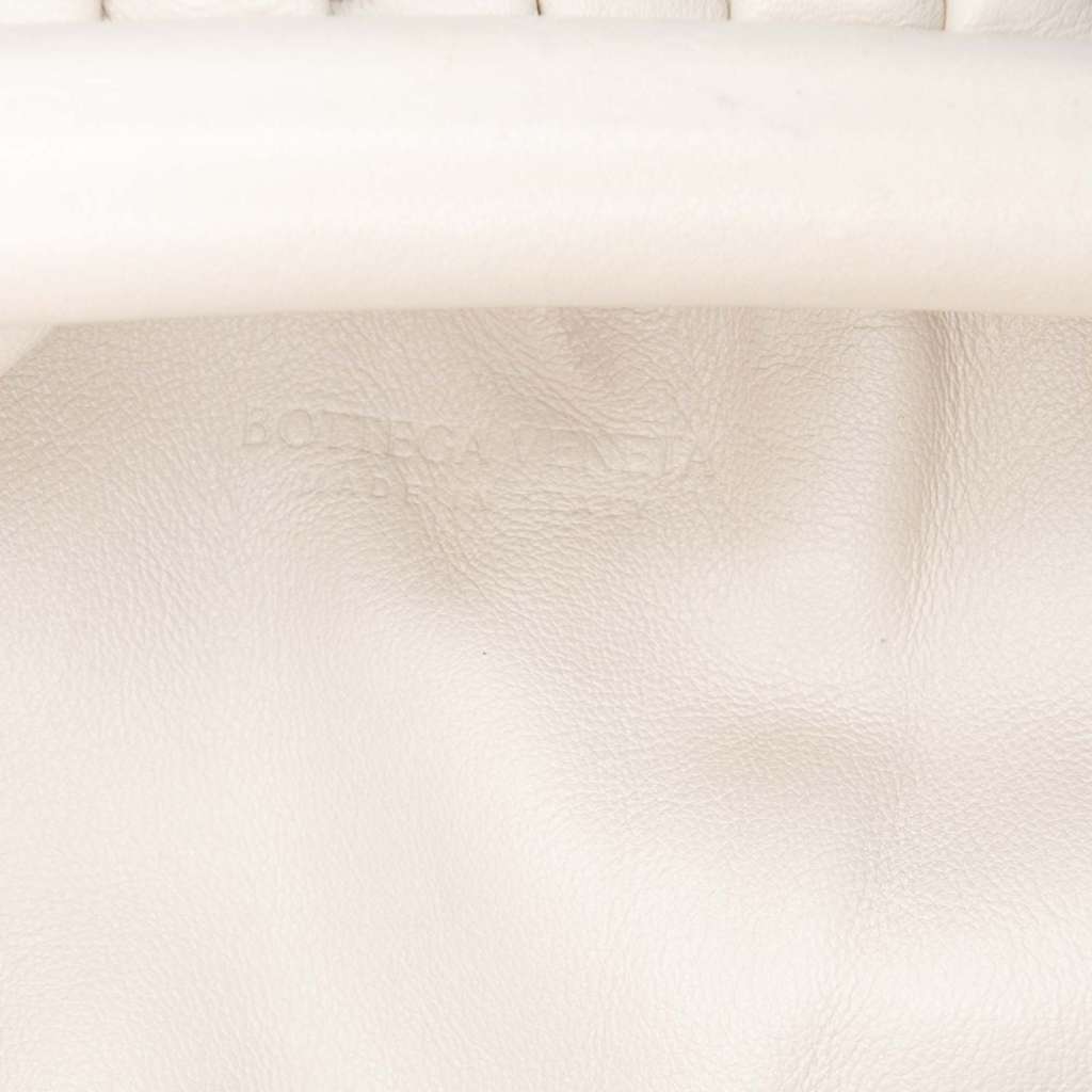 Bottega Veneta Lambskin The Mini Pouch Crossbody - Detail 2