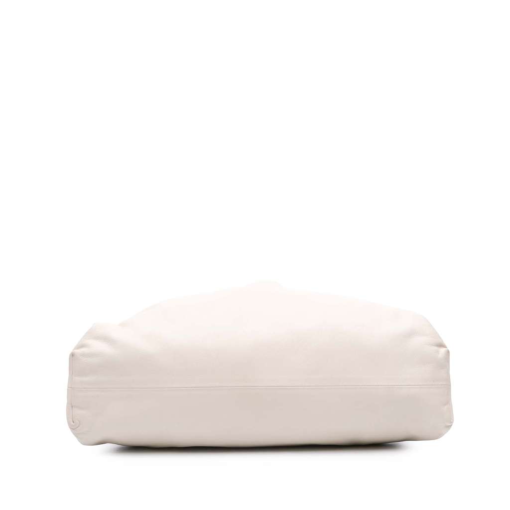 Bottega Veneta Lambskin The Pouch - 3