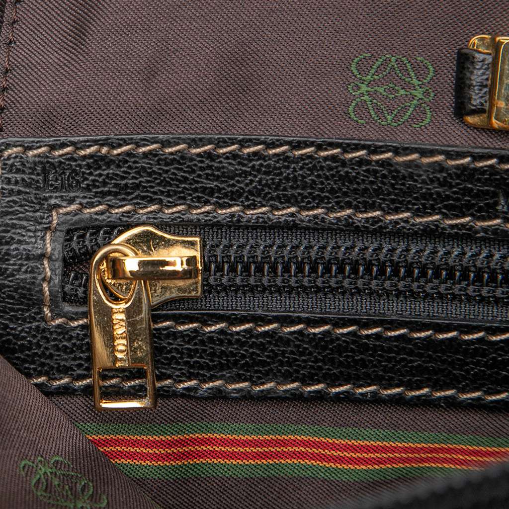 Loewe Leather Velasquez Twist Vanity Bag - Detail 1