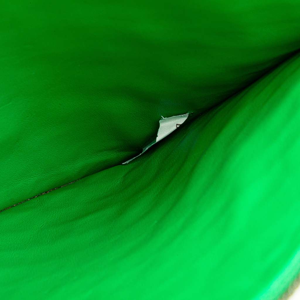 Bottega Veneta Intrecciato Leather Clutch - Detail 1