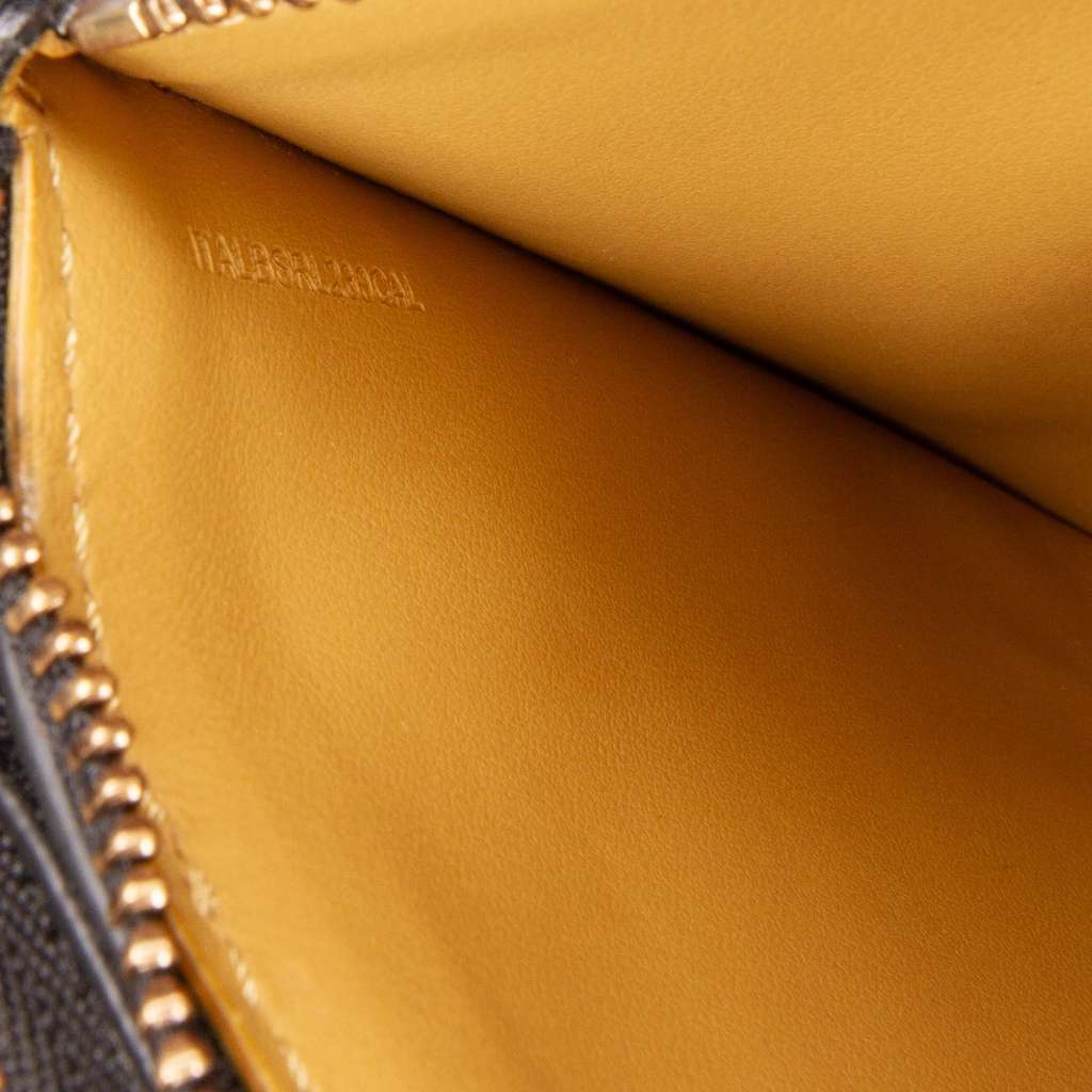 Burberry Leather Crossbody - Detail 1