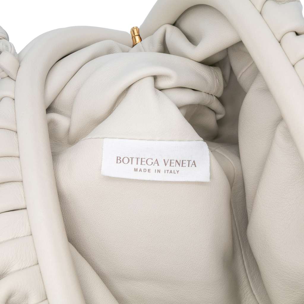 Bottega Veneta Lambskin The Mini Pouch Crossbody - Detail 2