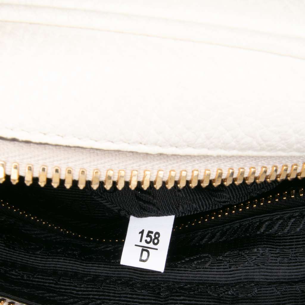 Prada Vitello Daino Camera Bag - Detail 1