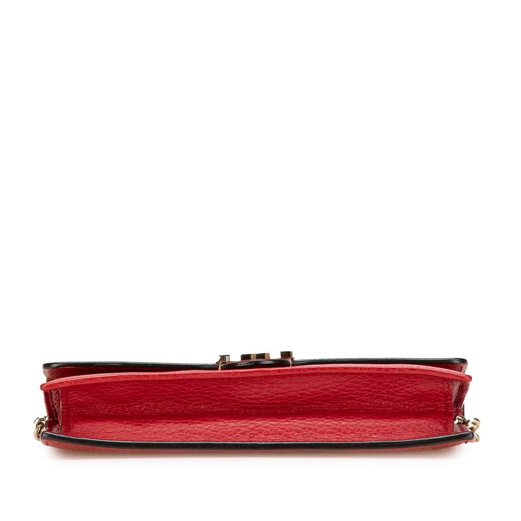 Gucci Leather Interlocking G Dollar Wallet on Chain - Image 6