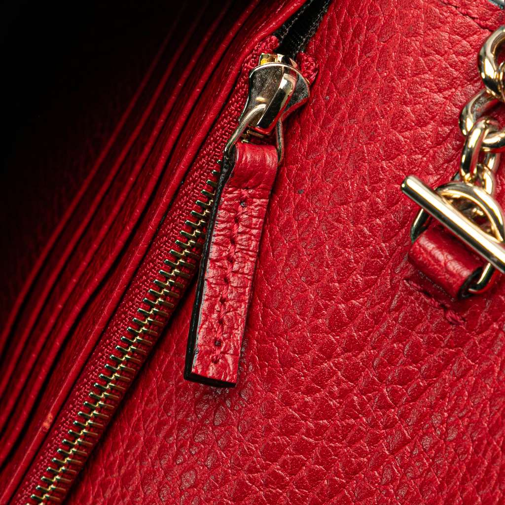 Gucci Leather Interlocking G Dollar Wallet on Chain - Image 10