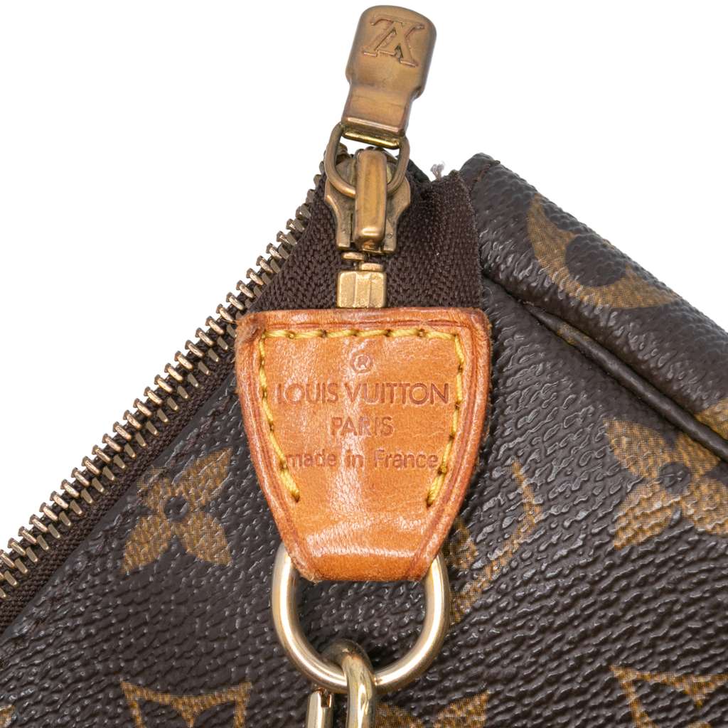 Louis Vuitton Monogram Pochette Accessoires - Side view