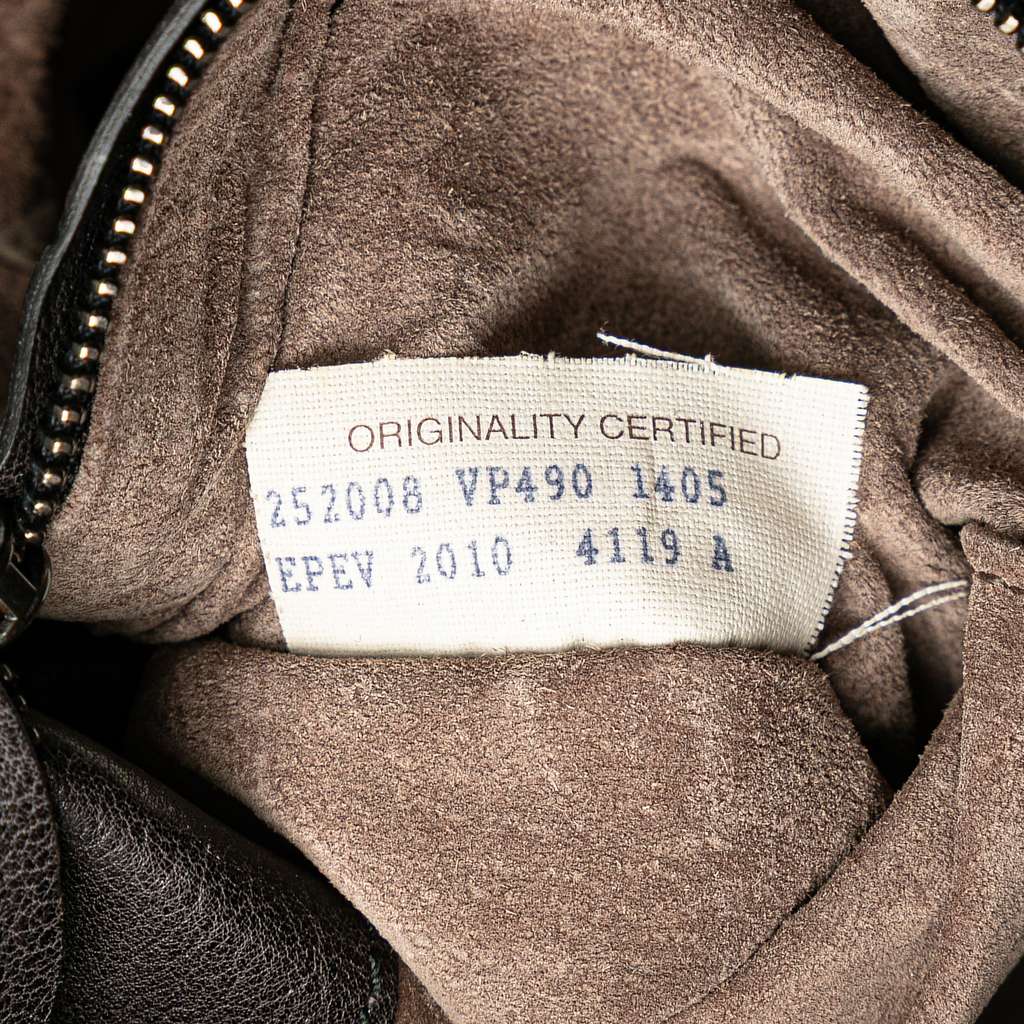 Bottega Veneta Intrecciato Trimmed Iridescent Calfskin Scarabee Crossbody - Detail 1