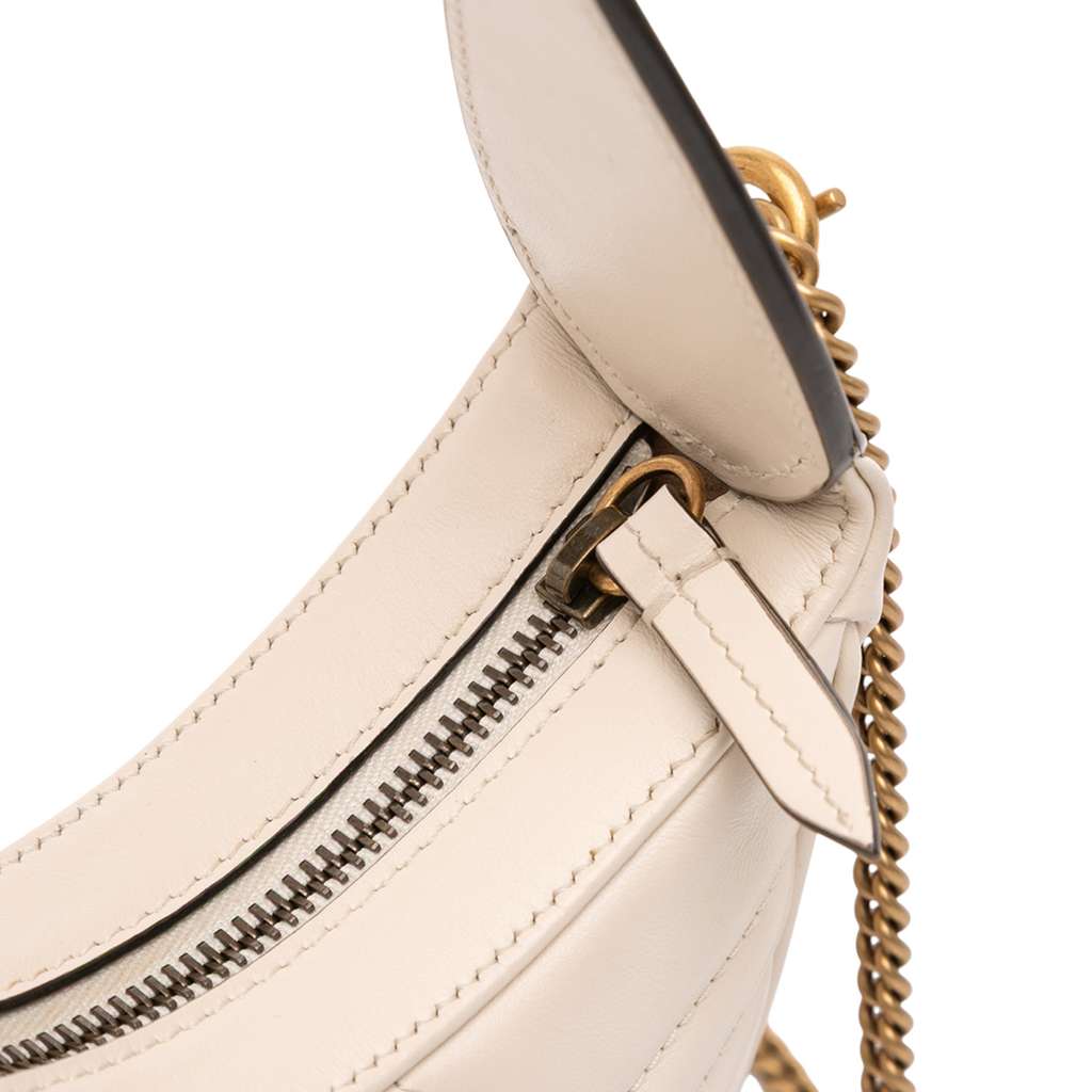 Gucci Mini GG Marmont Half Moon Bag - Detail 2