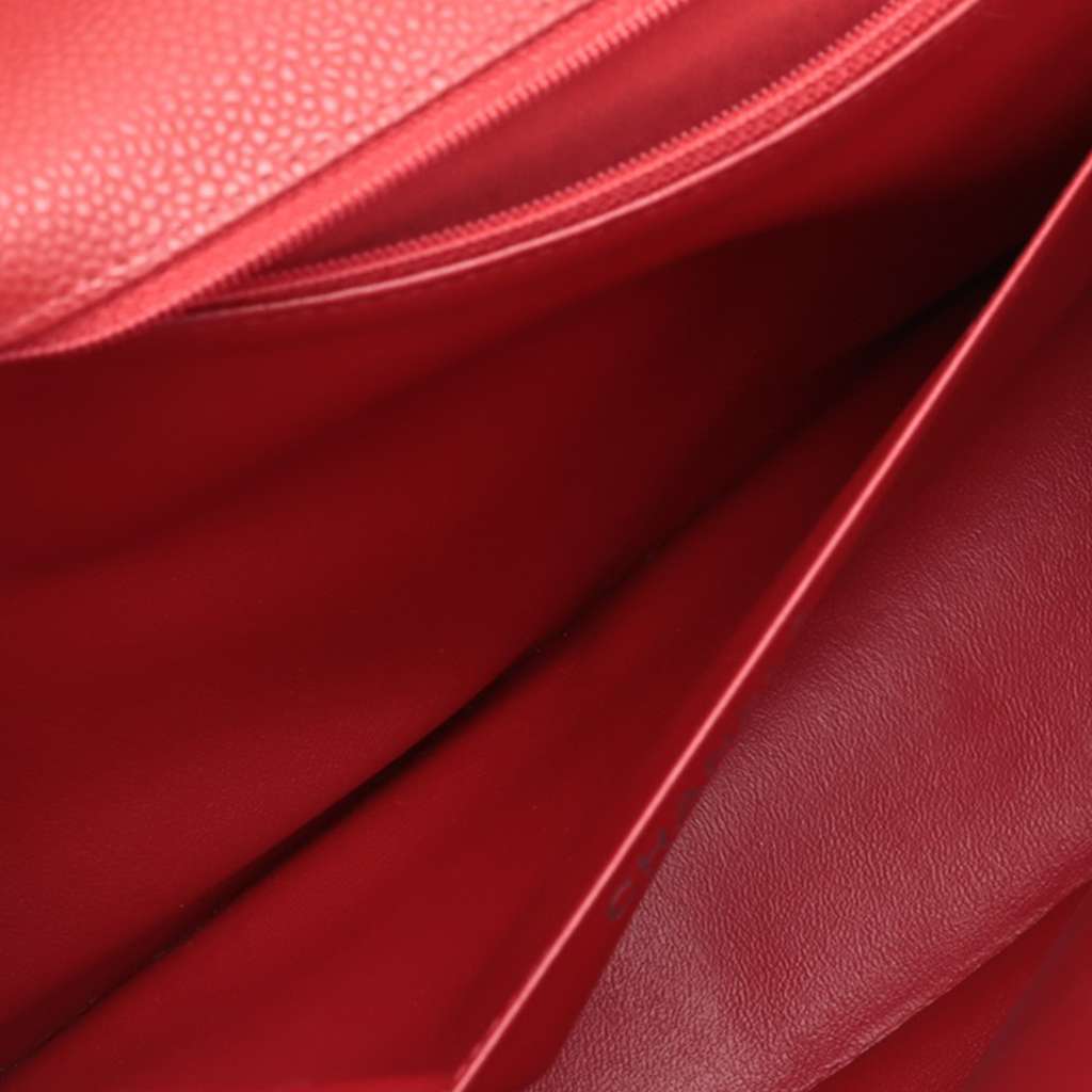 Chanel Maxi Classic Caviar Single Flap - 4