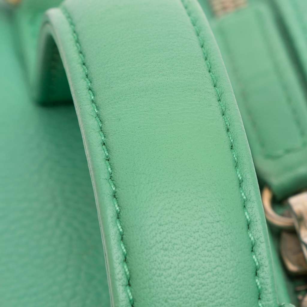 Chanel Medium Caviar CC Filigree Vanity Case - Image 10