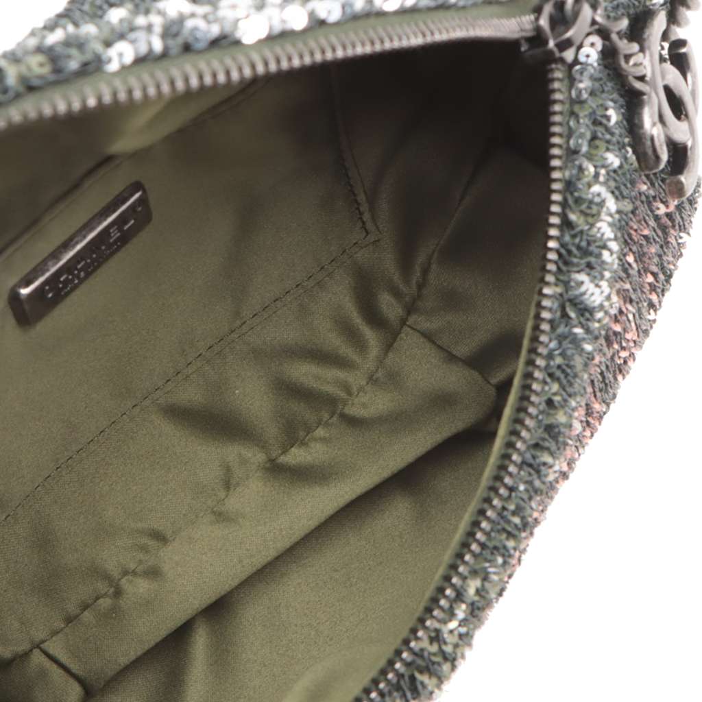 Chanel Sequin and Quilted Lambskin Coco Cuba Waist Bag - Image 6