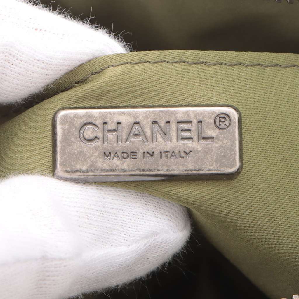 Chanel Sequin and Quilted Lambskin Coco Cuba Waist Bag - Detail 1