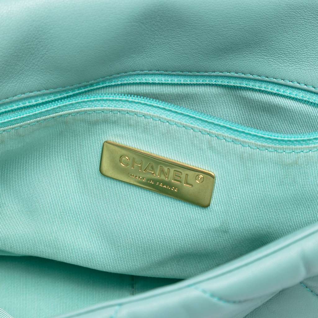 Chanel Medium Lambskin 19 Flap - 5