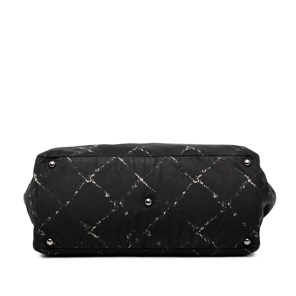 Chanel Old Travel Line Nylon Tote - Image 6