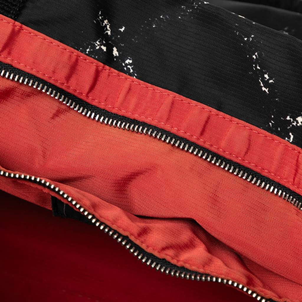 Chanel Old Travel Line Nylon Tote - Detail 2