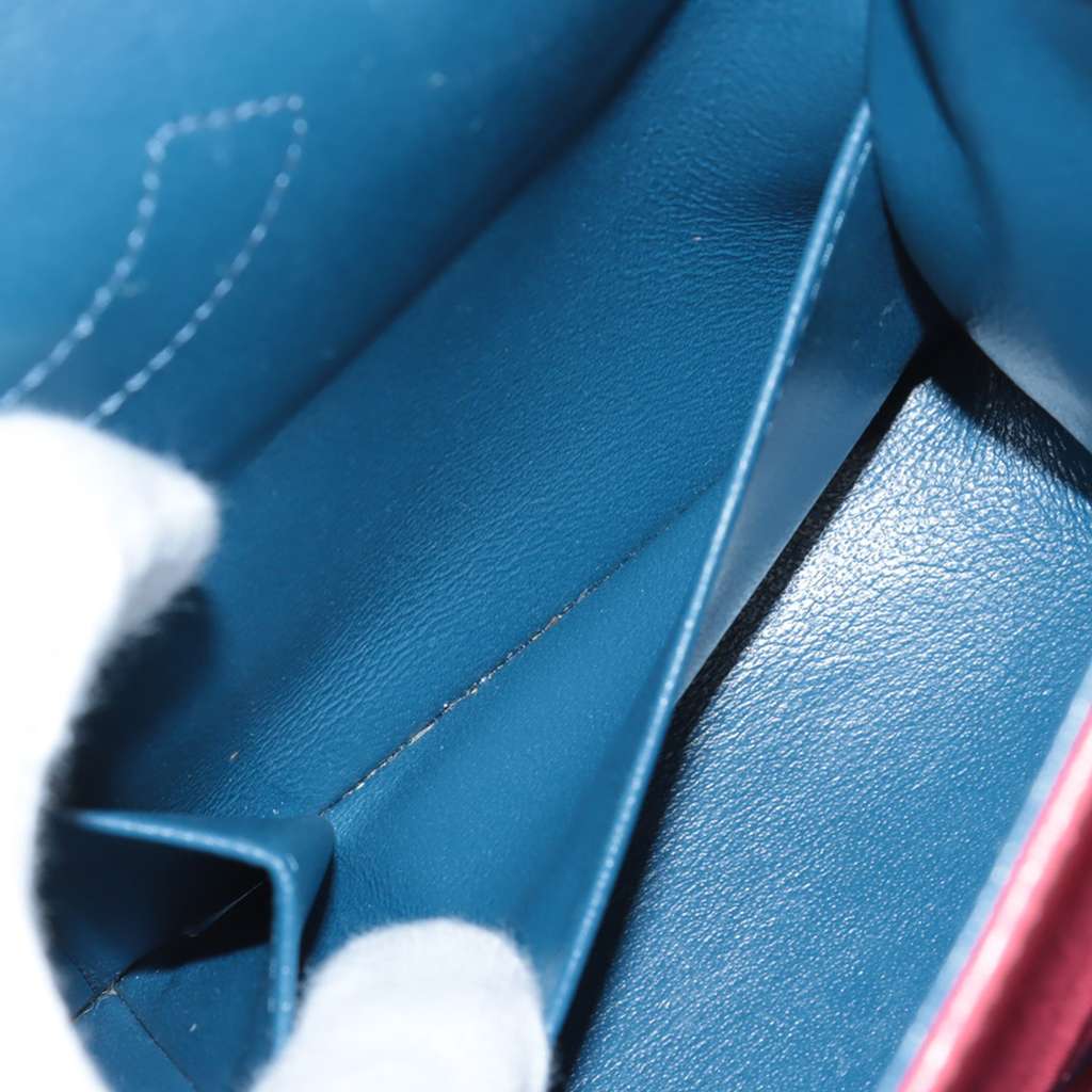 Chanel Reissue 2.55 Chevron Lambskin Double Flap 225 - Side view